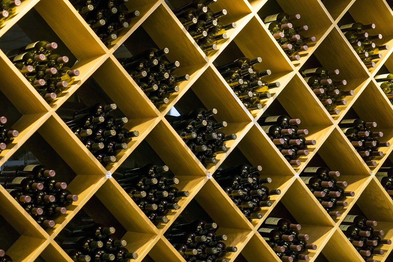 Cave à vin : Tout savoir ! - Eccevino : Vin, cours d'oenologie et